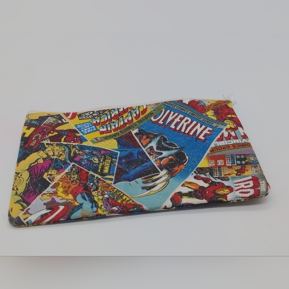 Marvel Superheroes 6x9 Pencil Bag Wolverine Spider-Man Iron Man